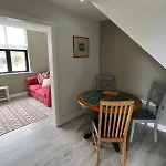 Mountain lodge north Wexford sleeps 4 Apartamento *