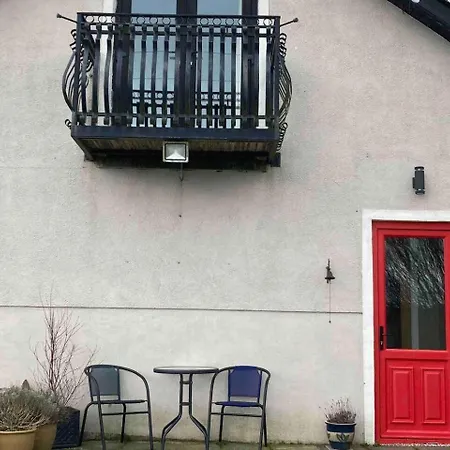 Διαμέρισμα Peaceful Garden Near Sleeps 4 Parking Gorey