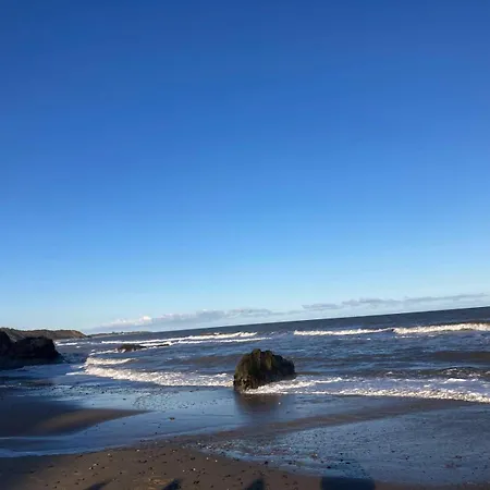 Mountain North Wexford Sleeps 4 *