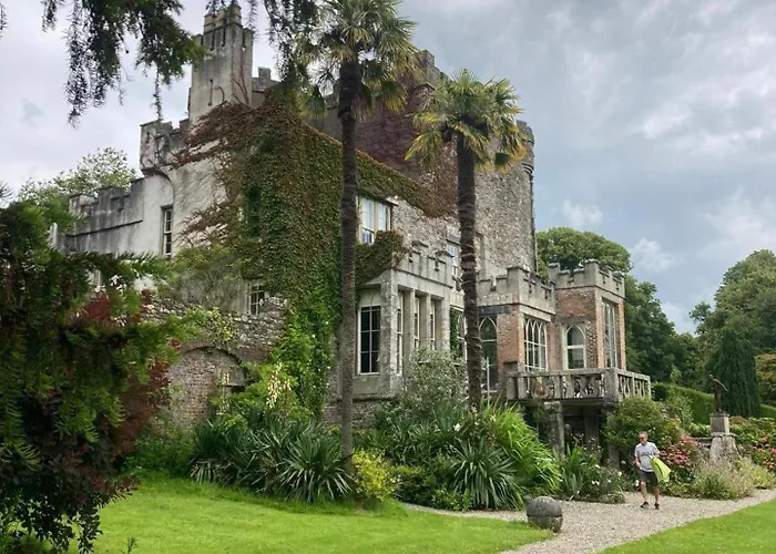 Apartment Peace With Views Near *